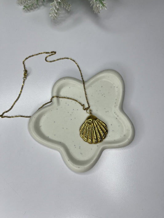 Shell Necklace